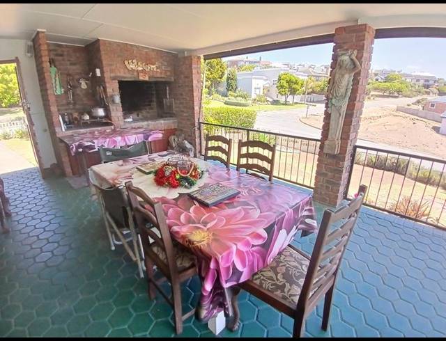 3 BEDROOM HOUSE FOR SALE IN STILBAAI-WES